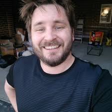 Hi my name is Alex! I'm from Altona, Melbourne but originally from the UK  via New Zealand. I moved to Melbourne with my partner, looking for better  jobs in a bigger city.