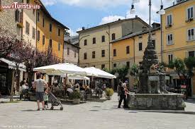 The town is divided in parishes: Il Centro Storico Di Fanano In Estate Siamo Foto Fanano