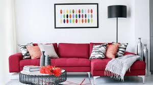 Red and brown schemed modern living room. 17 Stylish Living Room Designs With Red Couches