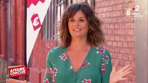 She studied journalism at the iscpa of paris. Replay Affaire Conclue Tout Le Monde A Quelque Chose A Vendre Affaire Conclue Tout Le Monde A Quelque Chose A Vendre Faustine Bollaert Cede Un Fauteuil Ancien De Son Grand Pere 1 2 Du