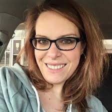 Heather Hambleton's Instagram, Twitter & Facebook