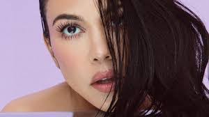 Danielle Bridgewater's Instagram, Twitter & Facebook