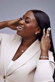 Arella 18KT Solid Gold Natural Diamond