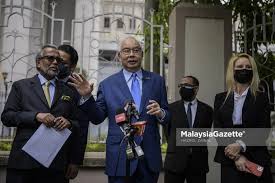 Tan sri muhammad shafee abdullah. Return Najib S Money I Give You 24 Hours Shafee