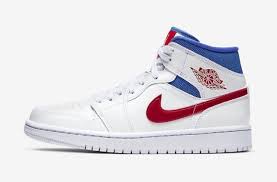 Pin By Odalissv On Sneakers In 2020 Air Jordans Nike Air Jordan 1 Mid