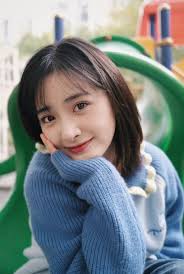 Vương Hạc Đệ hội ngộ tình đầu sau 6 năm Thẩm Nguyệt trong Hướng Dẫn Sinh  Tồn Vũ Trụ?