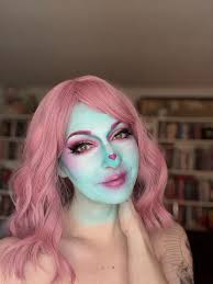 Elizabeth Rist (@elizabethristmua) • Threads, Say more