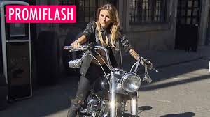 Kommt Bald Das Erste Baby Das Sagt Sophia Thomalla Thomalla Baby Fieber Und Baby