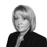 Julia Gough's Instagram, Twitter & Facebook