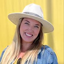 Travel Agents & Advisors