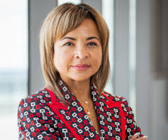 Iris Lugo's Instagram, Twitter & Facebook