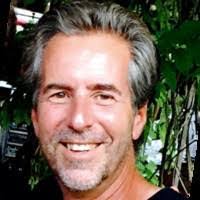 David Weitzman's Instagram, Twitter & Facebook