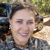 Kimberly Lear's Instagram, Twitter & Facebook