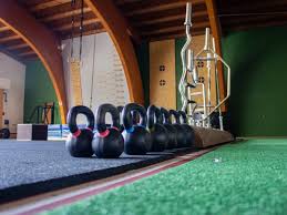 This fitness studio is super accessible as it's in anna nagar and finished with wooden floors and all whether you want to engage in strengths training or lose weight, you'll find that hi5 is suited to all. Home Hi5box Funktionelles Fitnesstraining Fur Jeden