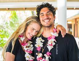 Gabriel medina surfeando em casa. Gabriel Medina E Yasmin Brunet Estao Casados Afirma Site Hardcore
