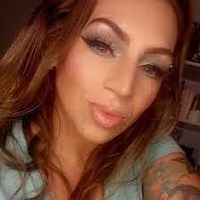 Jessica Kester's Instagram, Twitter & Facebook