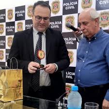 Jornal Boletim Da Hora | DELEGADO FERES CURY KARAM RECEBE HOMENAGEM PELOS  40 ANOS DE CARREIRA. A Polícia Civil do Estado de São Paulo, por intermédio  da Delegacia... | Instagram