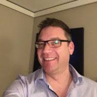 100+ perfiles de «Schimke»