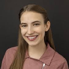 Patricia Napp's Instagram, Twitter & Facebook