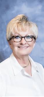 Marcie Estes, Executive Broker