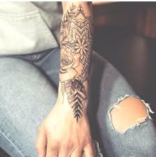 Halbe Hulsen Blumen Mandala Tatowierung Half Hollow Flower Mandala Tattoo Tattoo Unterarm Frau Blumen Tattoo Arm Frau Blumen Tattoos Frauen Arm
