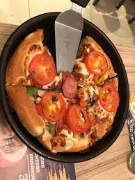 Pizza hut delivers quality pizza, and other items like chicken wings, pasta, and deserts for some of the best prices in your town. Pizza Hut Bonn Zentrum Menu Prices Restaurant Reviews Order Online Food Delivery Tripadvisor