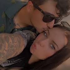 She need a work link her up 25k..... Serious barowner only.....