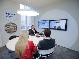 Serie Banking 2 0 Erste Bank Eroffnet Multichannel Flagship Mariahilf Invidis