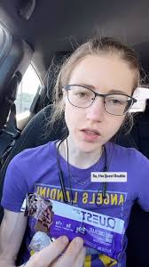 Yes I chose it because it matched my shirt…, #foodreview #protein  #nutrition #gym #quest #proteinbar #macros