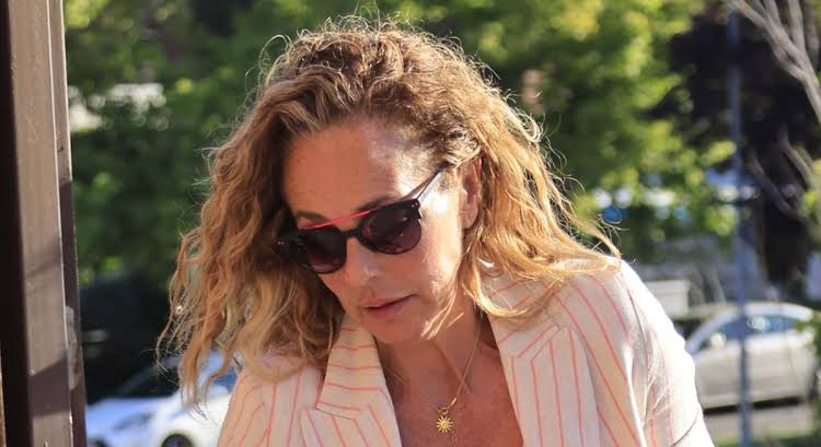 Rocío Carrasco dice que duerme con la conciencia tranquila y recuerda a sus  padres: "La tormenta ya pasó, que estén tranquilos"