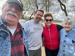 Voting Independence in Marriage and Relationships