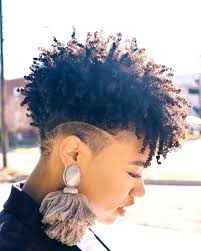 You Ever Watched A Wash Go Tutorial And Wanted To Interact With The Creator Right Away You H Short Natural Hair Styles Natural Hair Styles Curly Hair Styles