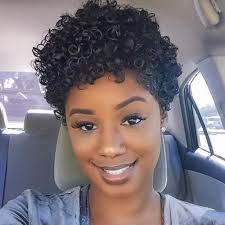 DreamPack Perucas curtas afro encaracoladas com corte de Pixie Peruca de  cabelo cacheado curto para mulheres negras