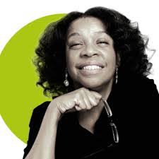 Robin Glover's Instagram, Twitter & Facebook