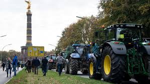 Bauern rufen zur demo im regierungsviertel auf. Sternfahrt Blog Rund 1000 Landwirte Protestieren Gegen Agrarpolitik Mmh