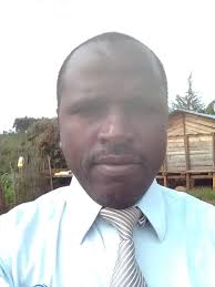 There are two individuals Martha Karua hate with passion: 1. Mwai Kibaki,  because he accepted to share power with Raila Odinga after post election  violence, he refused to appoint her the deputy