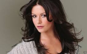 Catherine Zeta Jones Banting Setir Jadi Desain Interior