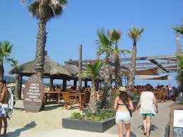 Boasting a restaurant, a bar, and a shared lounge, les pieds dans l'eau offers accommodation in collioure with free wifi and city views. Les Pieds Dans L Eau Port Grimaud Menu Preise Restaurant Bewertungen Tripadvisor