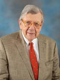 Peer Review with Lauren and Dylan Dr. Laurel Larsen, Lauren Smitherman, and  Dylan Stern discuss independent scientific peer review and the recent  independent scientific peer review