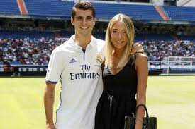 Morata moglie maria pombo like, comment, subscribe and share! Armed Robbers Raid Alvaro Morata S Home While His Wife And Children Are Inside Mirror Online