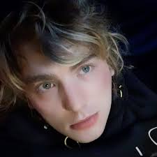 Nicholas Benjamin Gill (@xvioletgillx) • Threads, Say more