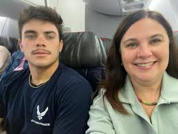 On our way to Graduation! See you in Texas! 💙❤️🇺🇸✈️