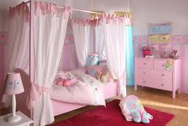 Disney princess bedrooms sometimes require bright light on those gloomy days. Princess Bedroom Ideas For Little Girls