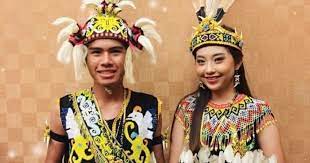 Check spelling or type a new query. 5 Pakaian Adat Khas Kalimantan Timur Borneo Id
