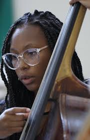 Lisa Donohue '83, Board President* Todd Bland P '13 '14 '14 Head of School  Brad Bloom P '06 '08 Committee Chair