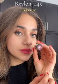 El nude perfecto de Patricia Castillo y Revlon