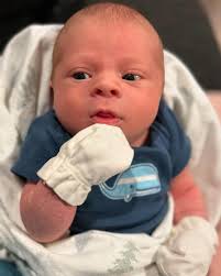 Aaron & Victoria Bowlin (@aaronandvictoriabowlin) • Instagram photos and  videos