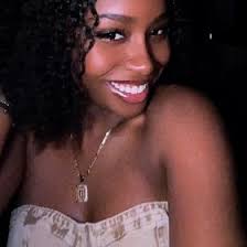 Maia Davidson (maianaomi12)