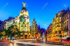Maybe you would like to learn more about one of these? Madrid Spanien Gran Via Haupteinkaufsstrasse In Der Dammerung Lizenzfreie Fotos Bilder Und Stock Fotografie Image 66153643