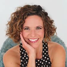 Rhonda Keen's Instagram, Twitter & Facebook